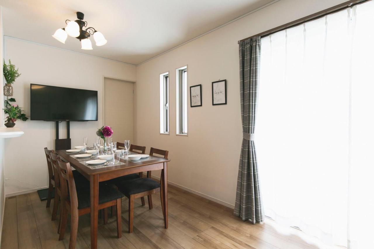 Villa 那覇空港まで10分#新築戸建#国際通りdfs近く#駐車場2台無料#Free Wifi#最大12名 Naha Exterior foto